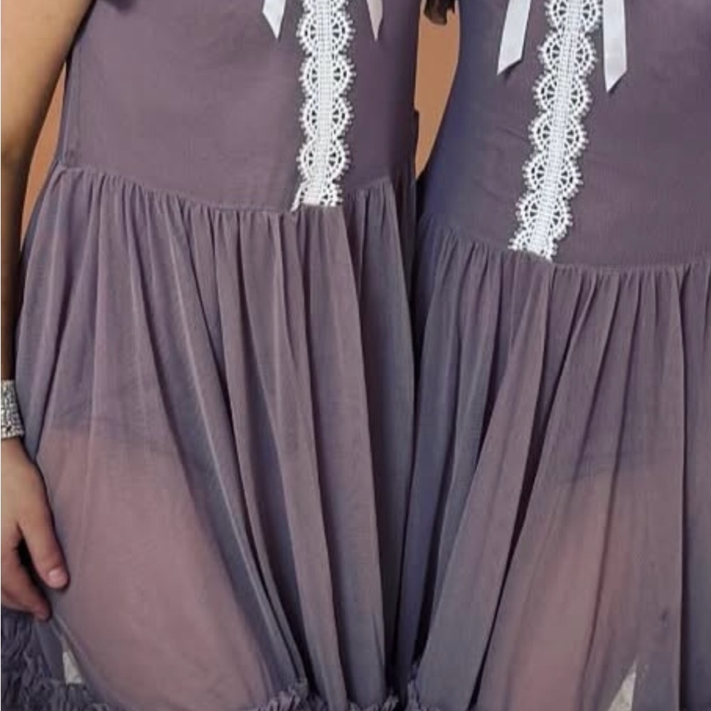 Elegant Purple Dress with Lace Detail